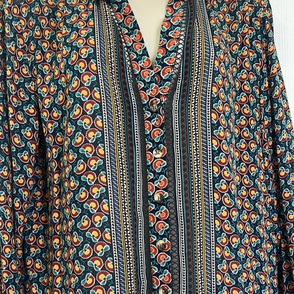 Anthropologie - Maeve Janie Flounced Colorful Print Blue Motif Blouse Size 6 - Picture 7 of 14